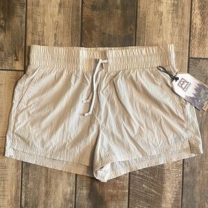 Avalanche Women's Casual Tan Shorts 🆕